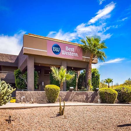 Best Western Innsuites Phoenix Hotel & Suites Экстерьер фото